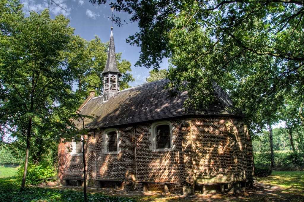 Kasterlee, Rielenkapel. by Ronny Daems