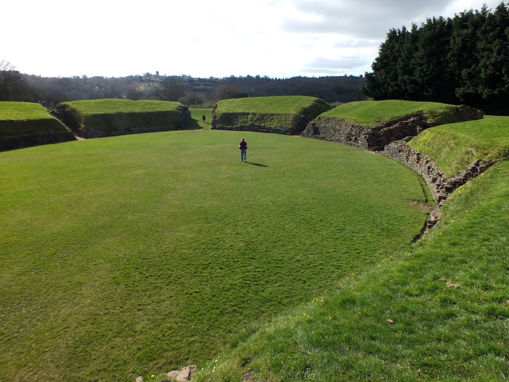 Roman Amphitheatre by Ozymandias