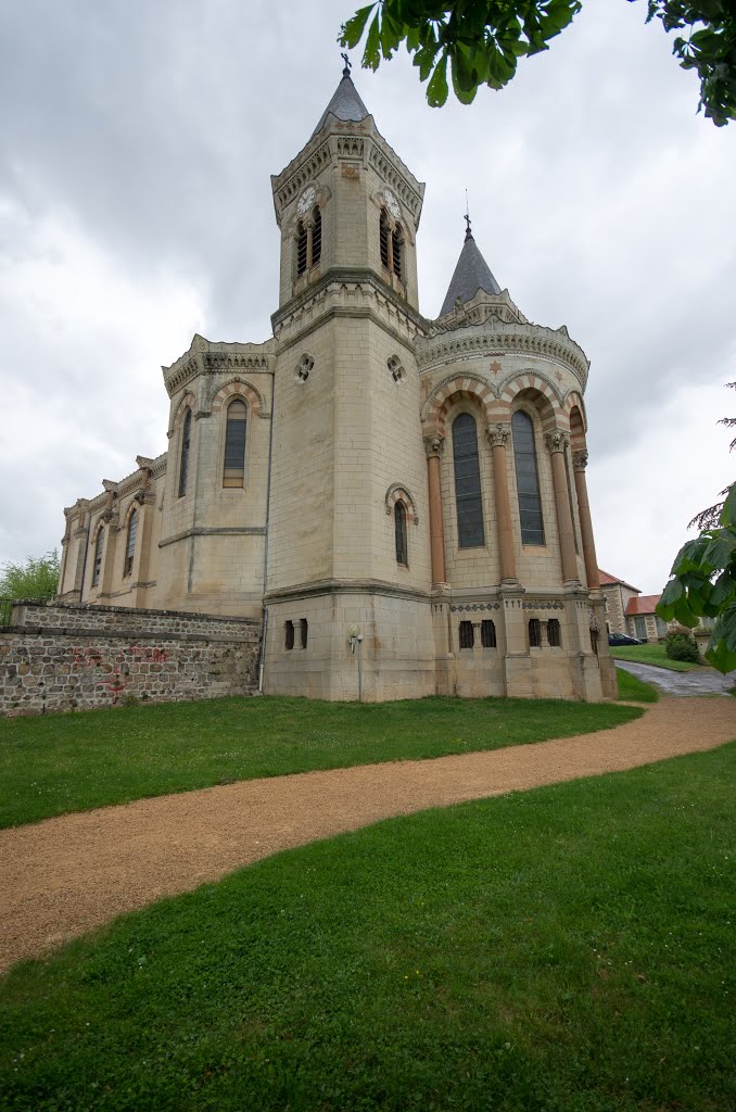 Église de Régnié-Durette by Resize Smith