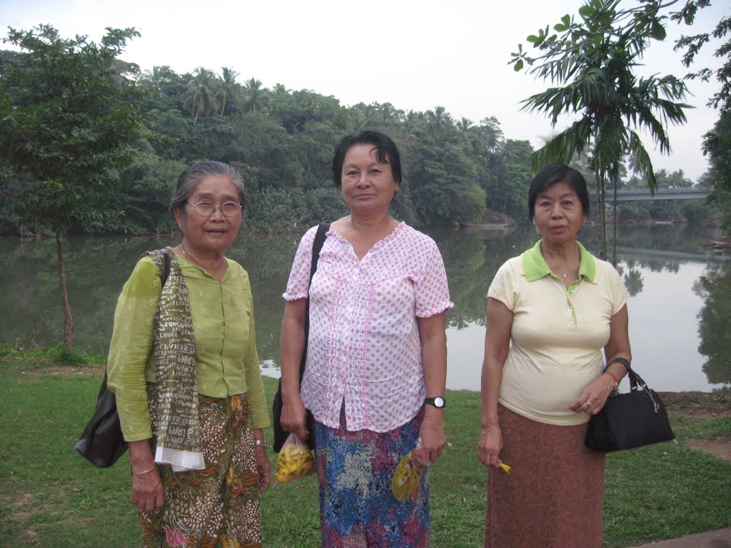 Kelaniya, Peliyagoda, Sri Lanka by Panchan Kyaik