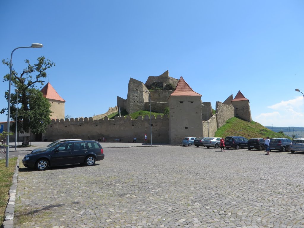 2015-07-25--15-11---IMG_3572---Cetatea Rupea.jpg by max max