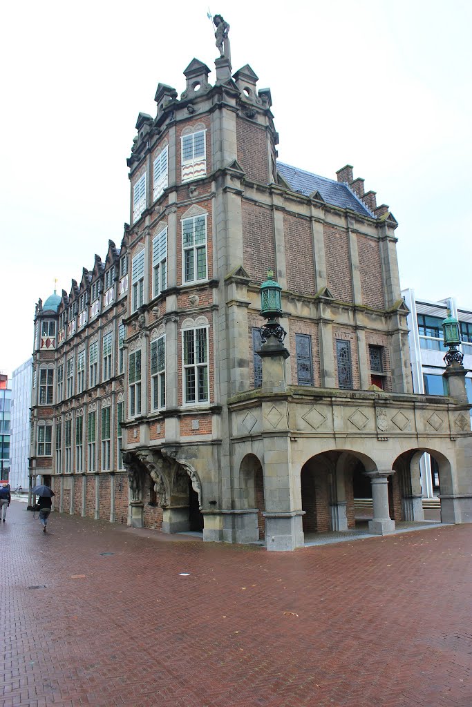 Markt, Arnhem, Netherlands by Peter IJmker