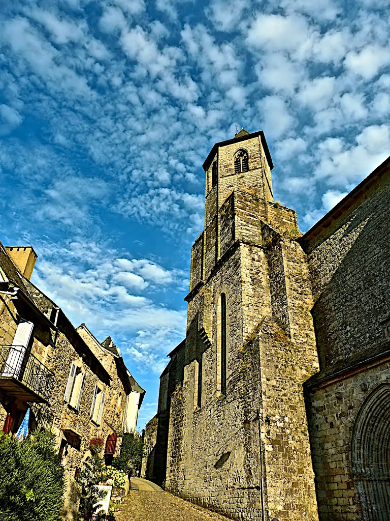 Glèisa Sant Joan de Najac de Roèrgue - Occitania by Franc Bardou