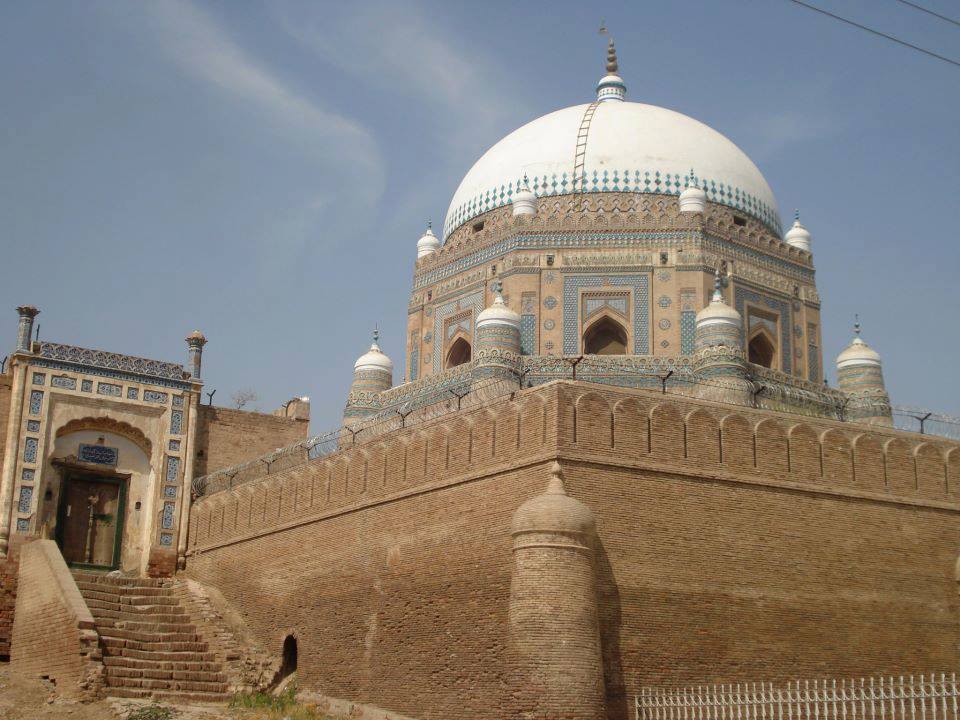 Shah Rukn E Alam Multan by Akbar Sial