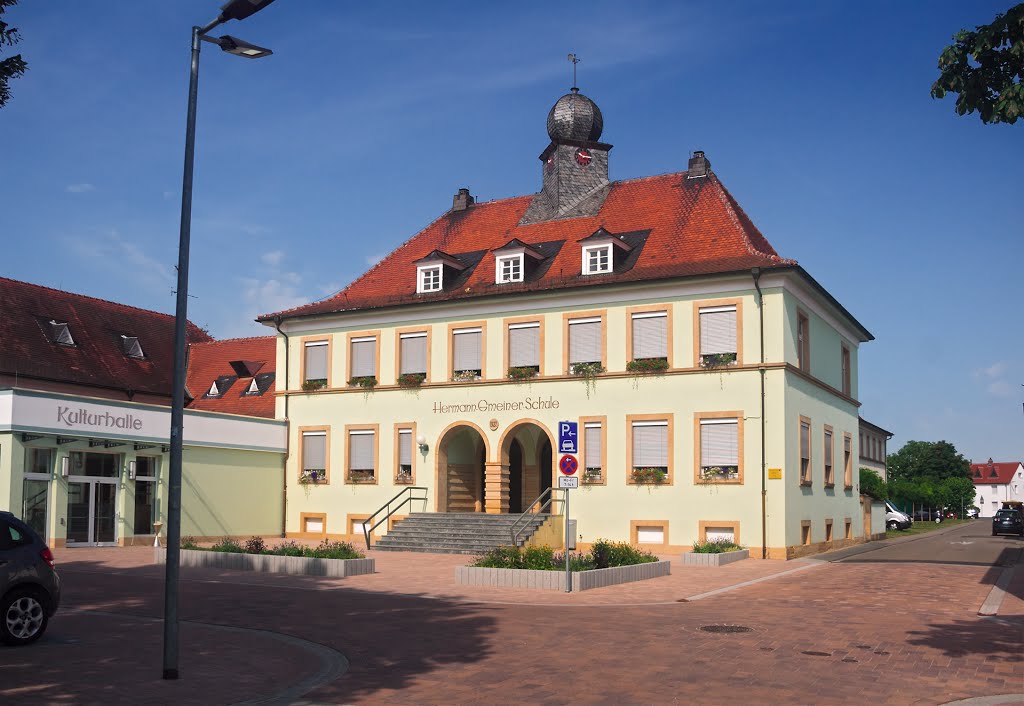 Grundschule in Waldsee by Grzegorz Przech