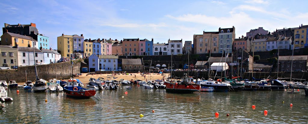 Tenby, UK by David Owen