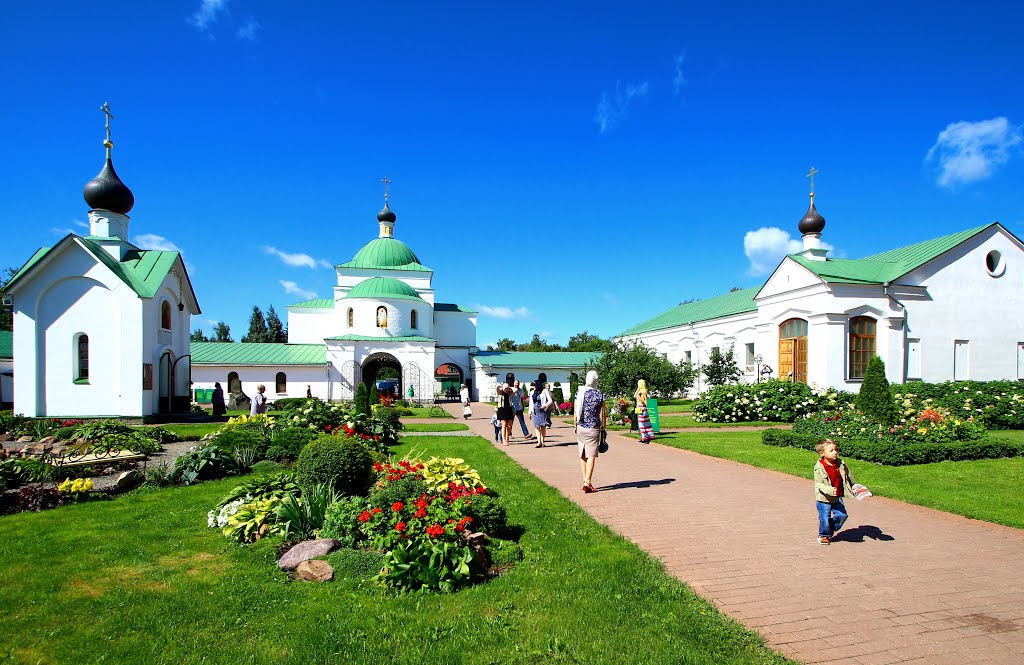 Murom, Vladimir Oblast, Russia by Валерий Гудков