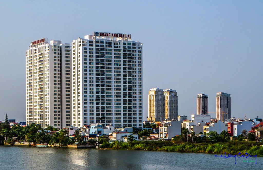 Thảo Điền, Quận 2, Hồ Chí Minh, Vietnam by Lương Cao Dũng