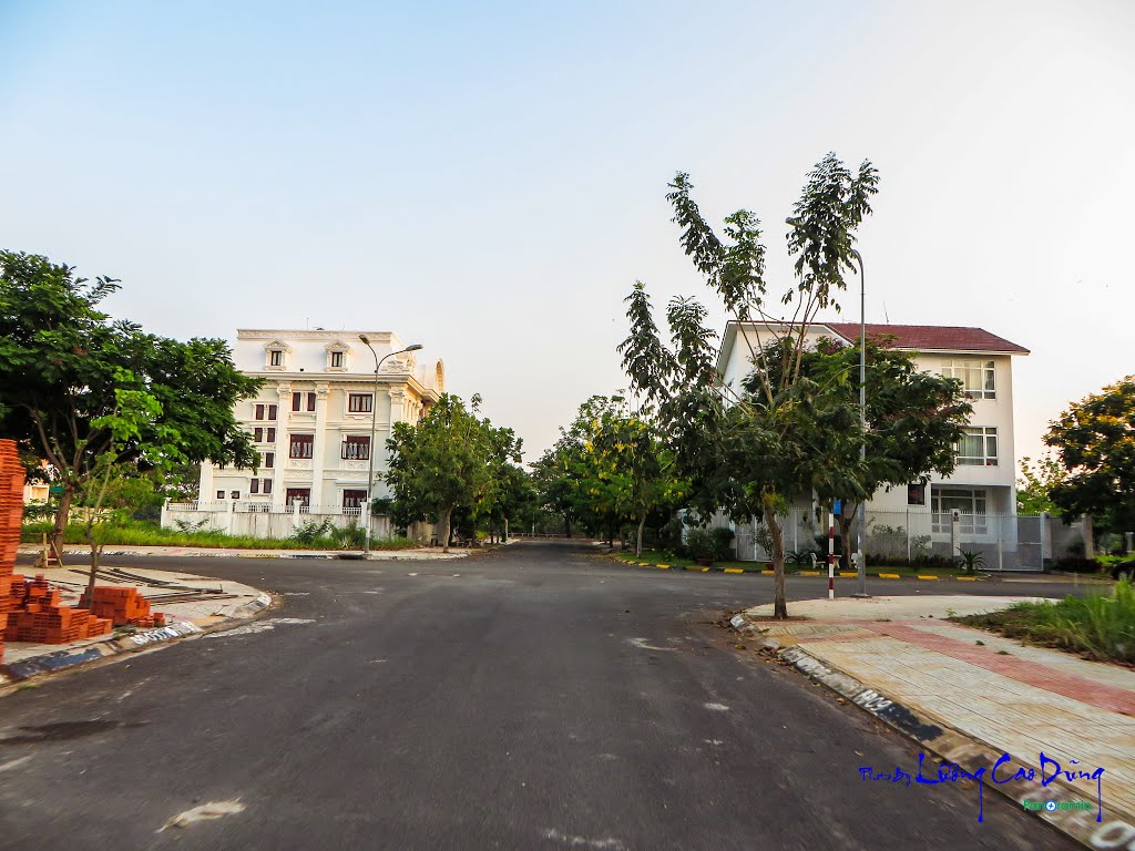 Tân Phong, Quận 7, Hồ Chí Minh, Vietnam by Lương Cao Dũng