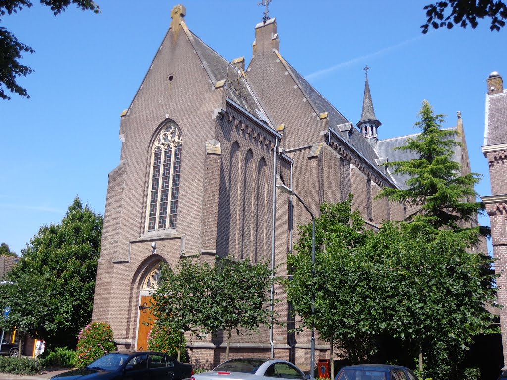 St Lambertuskerk Cromvoirt (NB) by © rdnjc