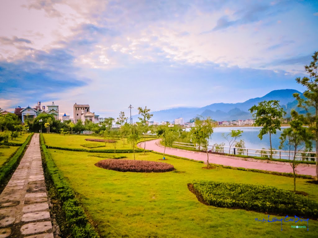 Tân Phong, tp. Lai Châu, Lai Châu, Vietnam by Lương Cao Dũng