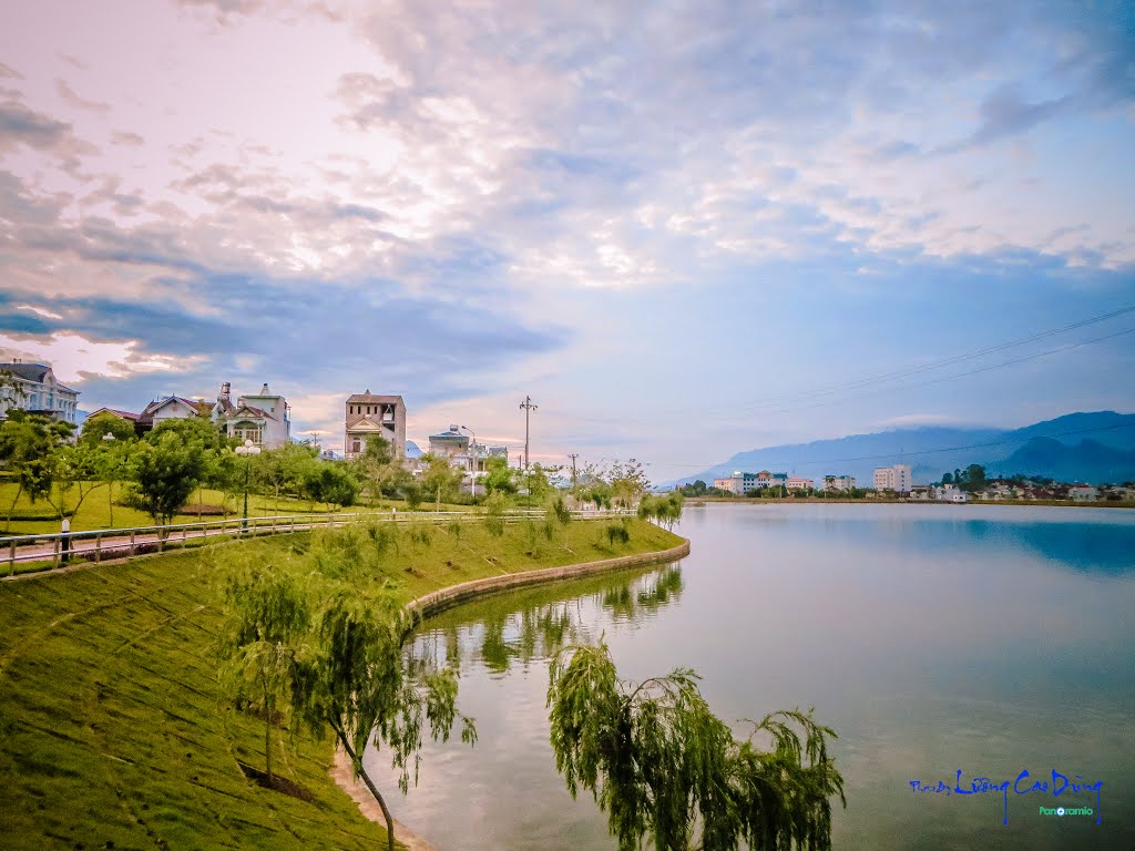 Tân Phong, tp. Lai Châu, Lai Châu, Vietnam by Lương Cao Dũng