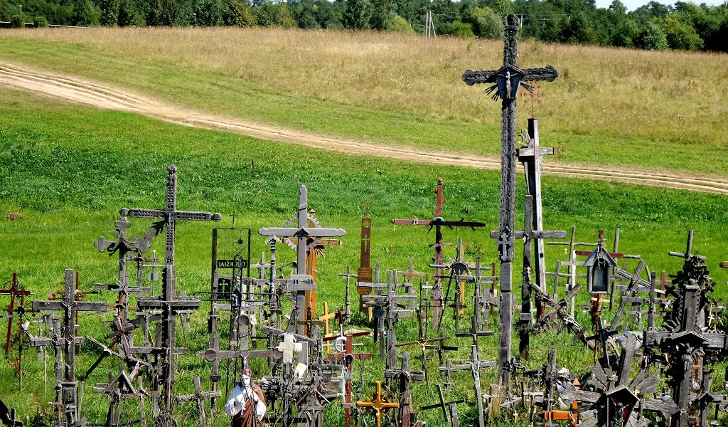 Hill of Crosses, Lithuania by Renatorius (Reno)