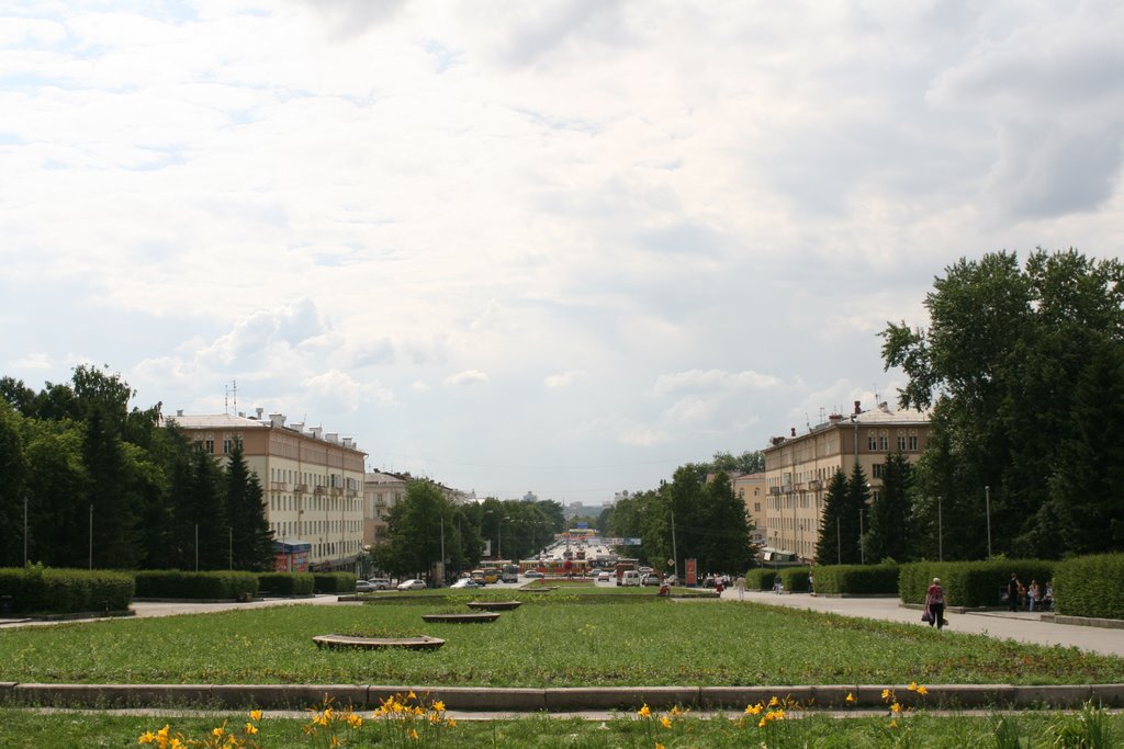 Lenin street by Uporov