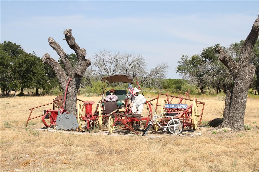 Farm entrance/exibit, Hamilton , Texas area by CaptTheo