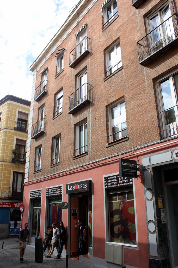 MADRID (COMUNIDAD DE MADRID) HOSTAL-RESIDENCIA "LAS MUSAS" PARA GENTE JOVEN, EN LA CALLE JESÚS Y MARÍA by JOSE LUIS OROÑEZ