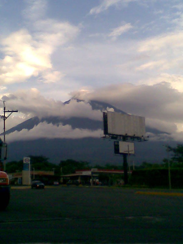 Vocan de Agua desde la Autopsita by HEAL