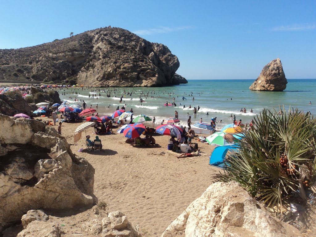 Marssa Ben M'hidi, plage Muscarda. by AZIZ GUETTATFI