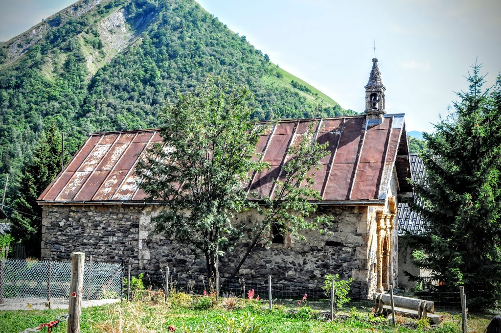 La chapelle st Pierre à St Sorlin d'Arves 1 by Matopée