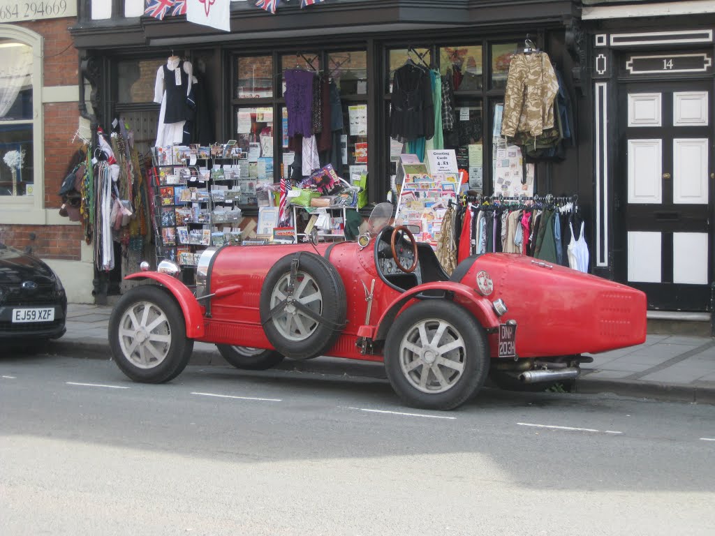 Vintage clothes and a vintage car - Aston Martin by Tillyfarlar J