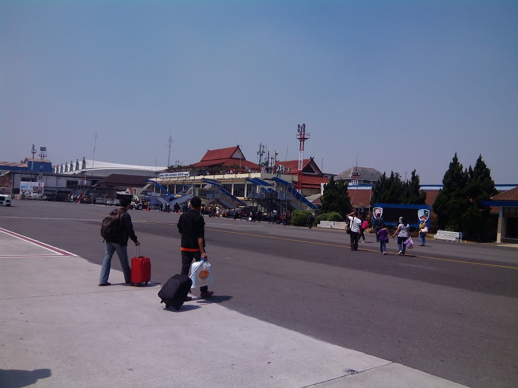 Bandara Husein Sastranegara, Kota Bandung by Sugeng Widodo