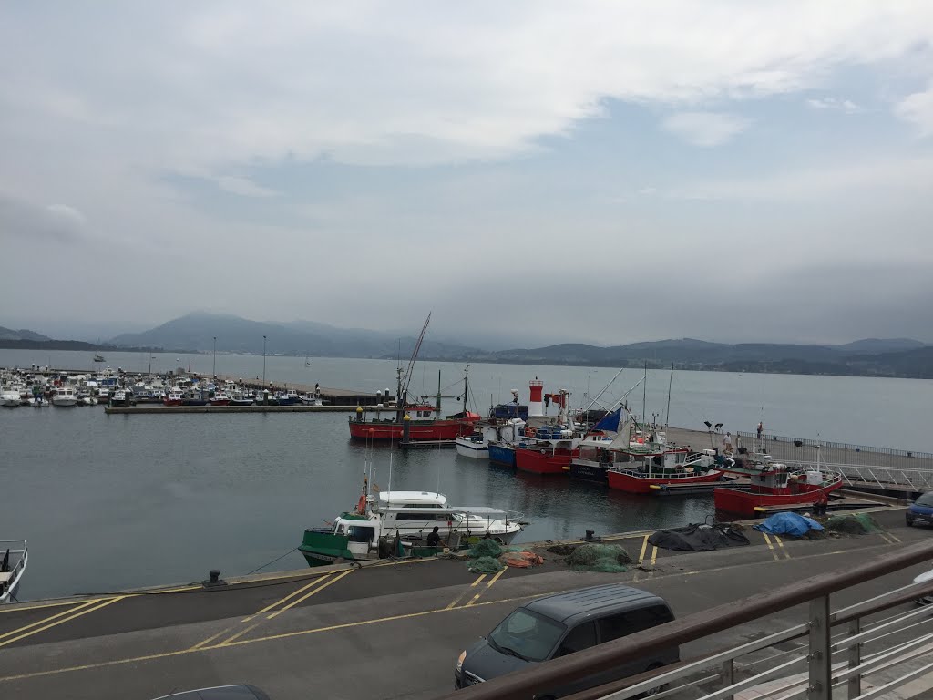 Santoña, Cantabria, Spain by viajerocontinuo