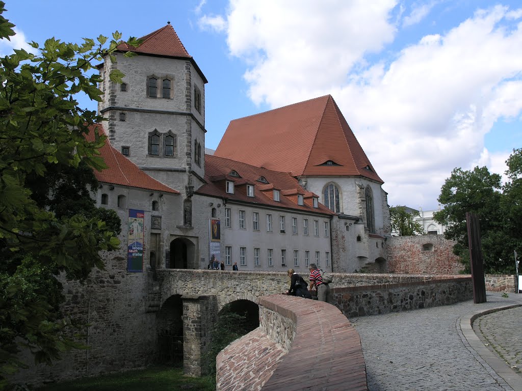 FOTOGALERIE ROLF ZIMS: 2015, Deutschland, Sachsen-Anhalt, Halle, Moritzburg by Fotogalerie-Rolf-Zim…