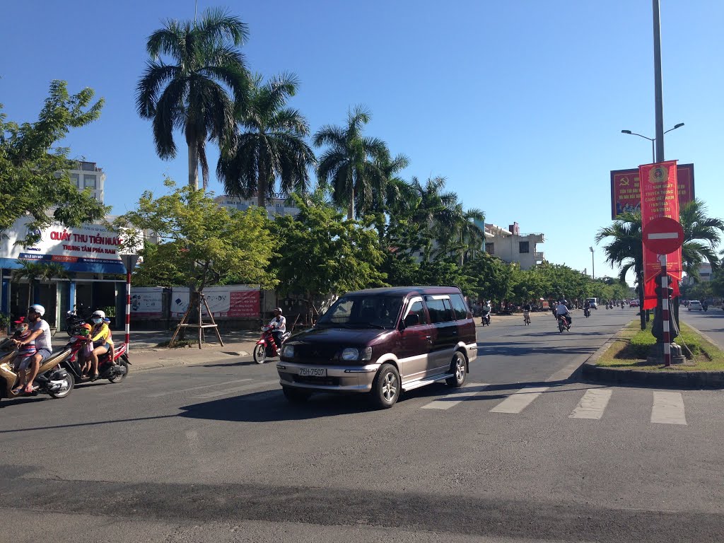 Phú Hội, Huế, Thua Thien Hue, Vietnam by Koti Eurasia