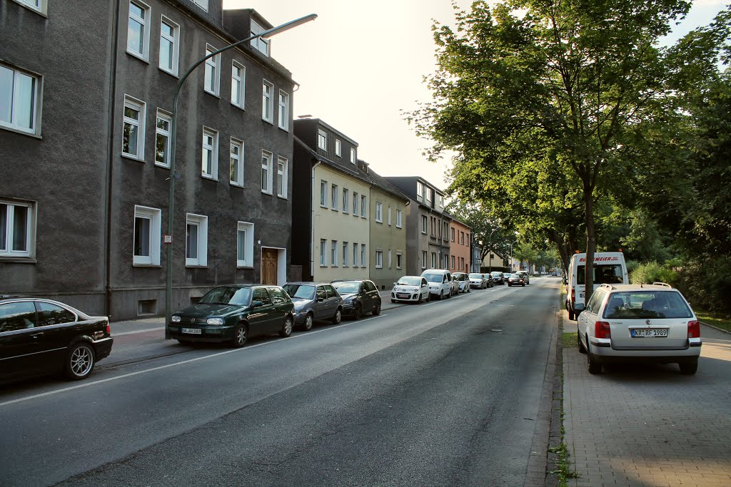 Ewaldstr. (Gelsenkirchen-Resse) / 25.06.2015 by Daniil Bartholomae