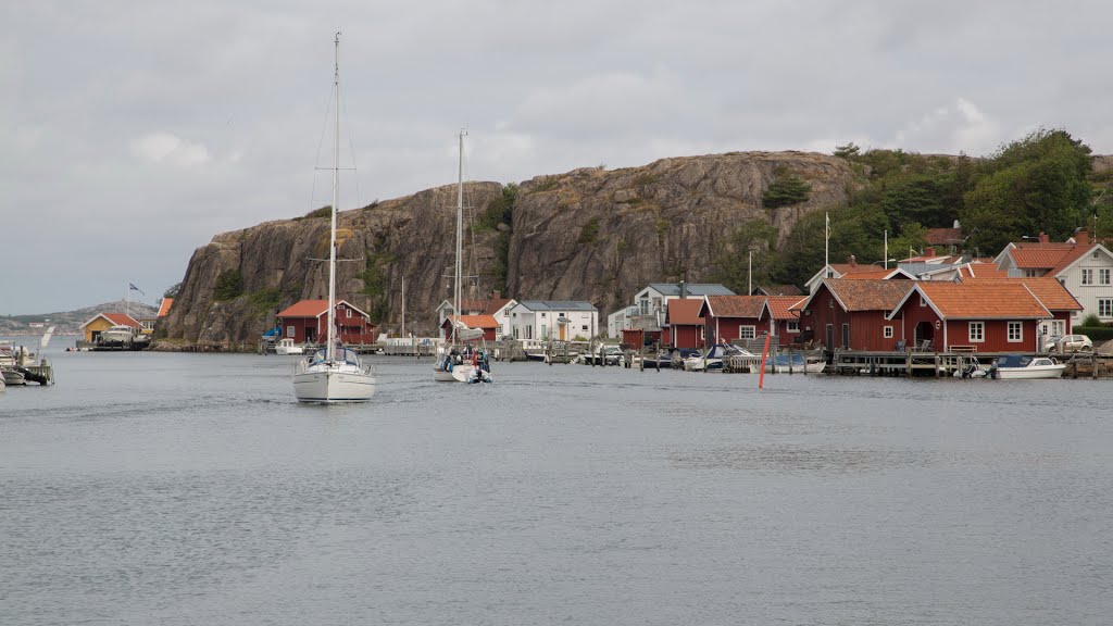 Hamburgosund, Sweden by r .onschroeder (rons…