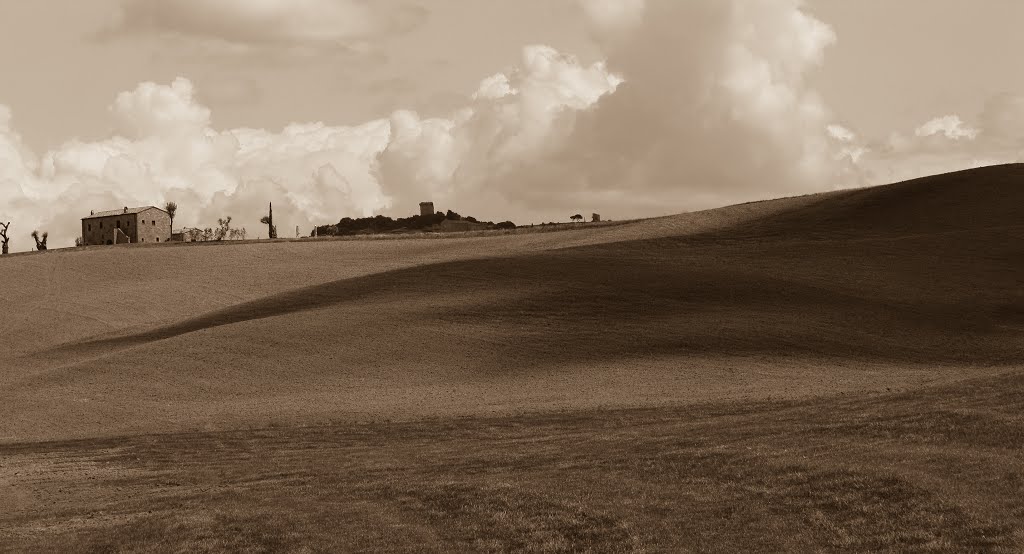 Val d'Orcia by Marco Usan