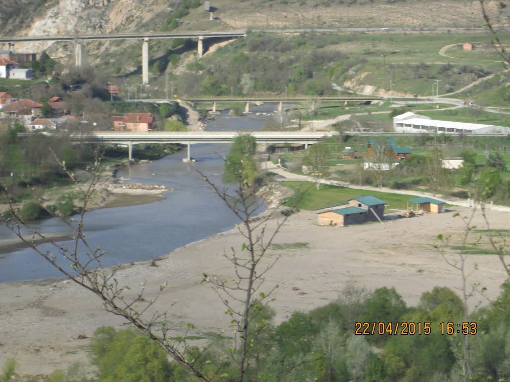 Badar - Katlanovo, MACEDONIA by Potirov