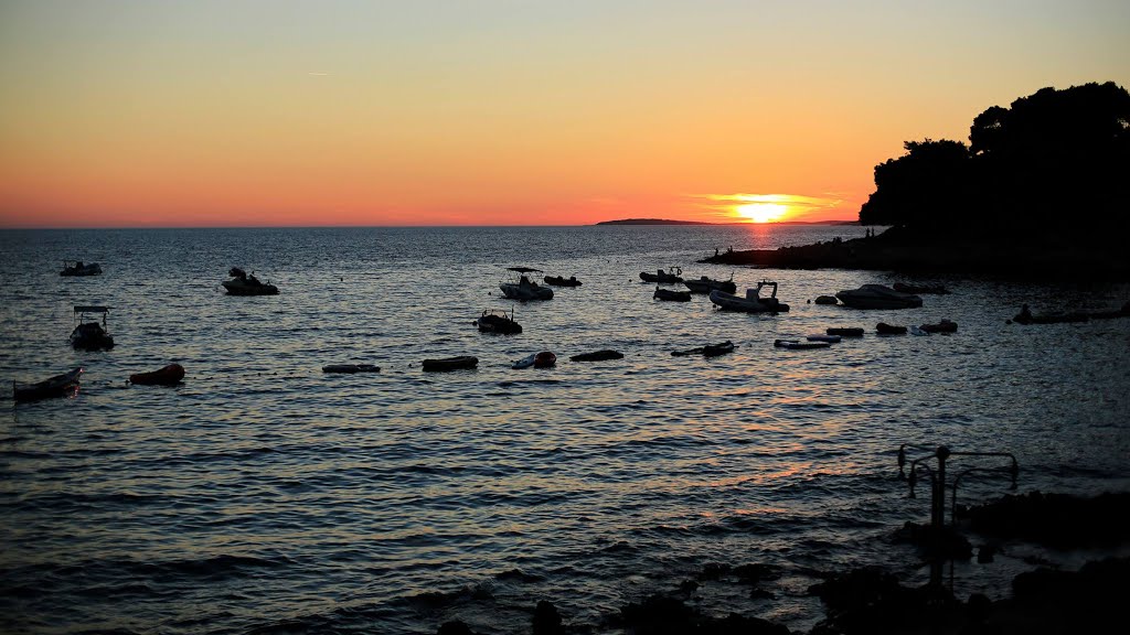 Camp Čikat, Mali Lošinj by Zoran Kurelić Rabko