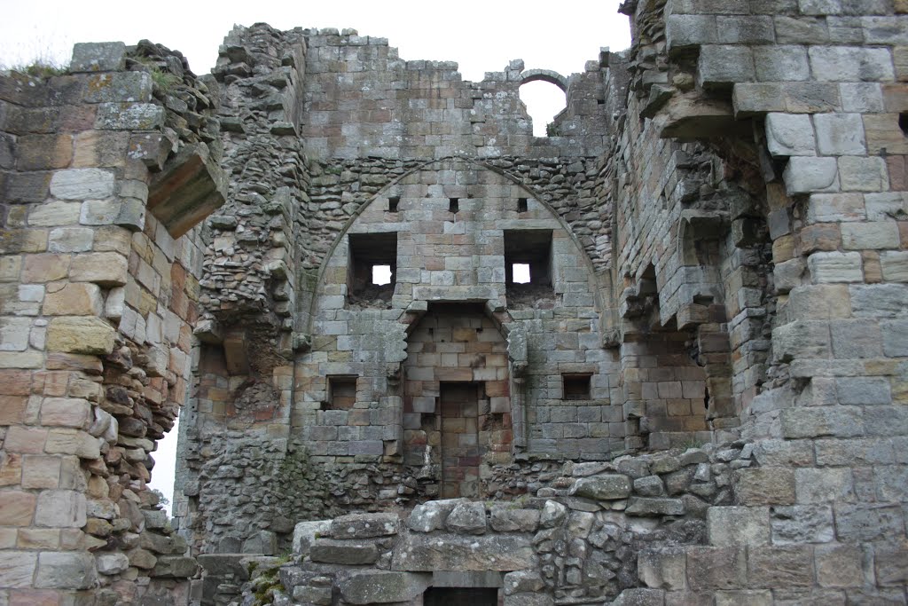 Edlingham Castle - Chimney Wall by Kev Tee