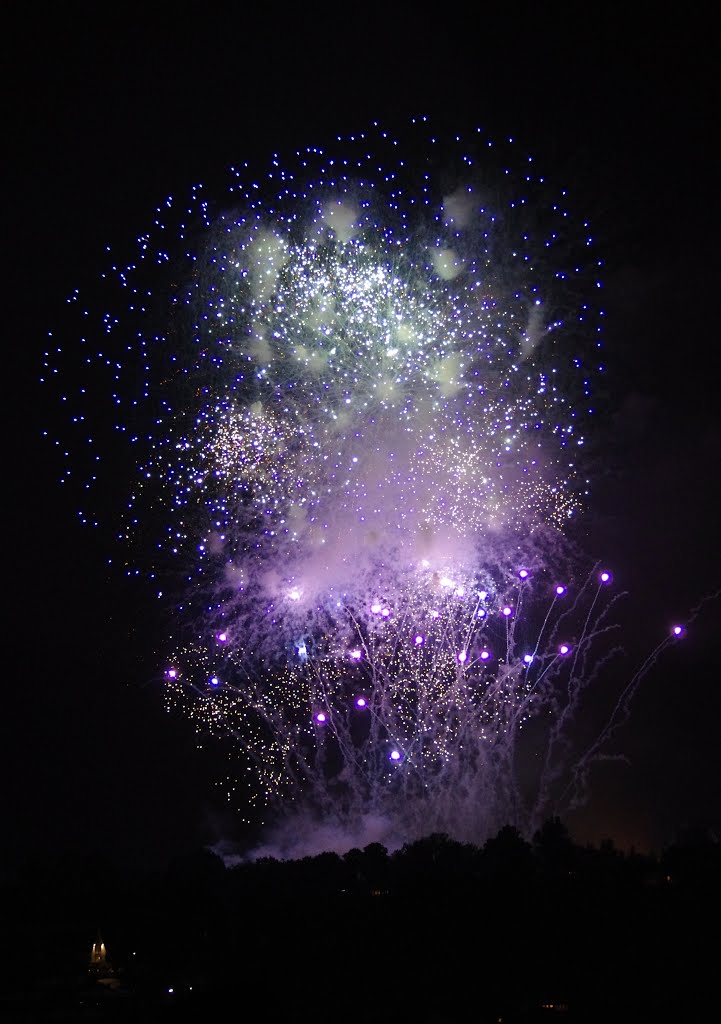 Feuerwerk Flammende Sterne Ostfildern - Brasilien by Reto Börner