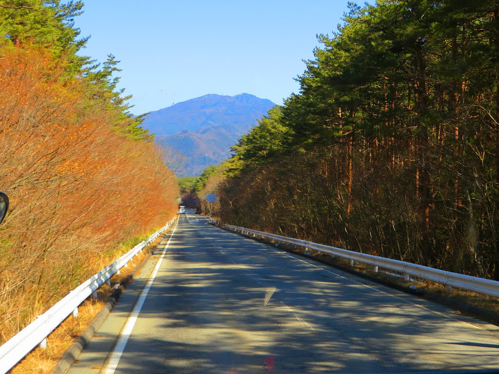 Funatsu, Fujikawaguchiko, Minamitsuru District, Yamanashi Prefecture 401-0301, Japan by Dần Lê