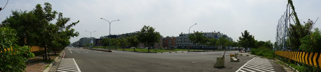 台南湖美地區高級住宅環景照 130km 2014-10-05 (Tai泰) by Tan6