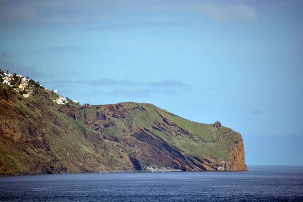 Ponta do Garajau by DVG