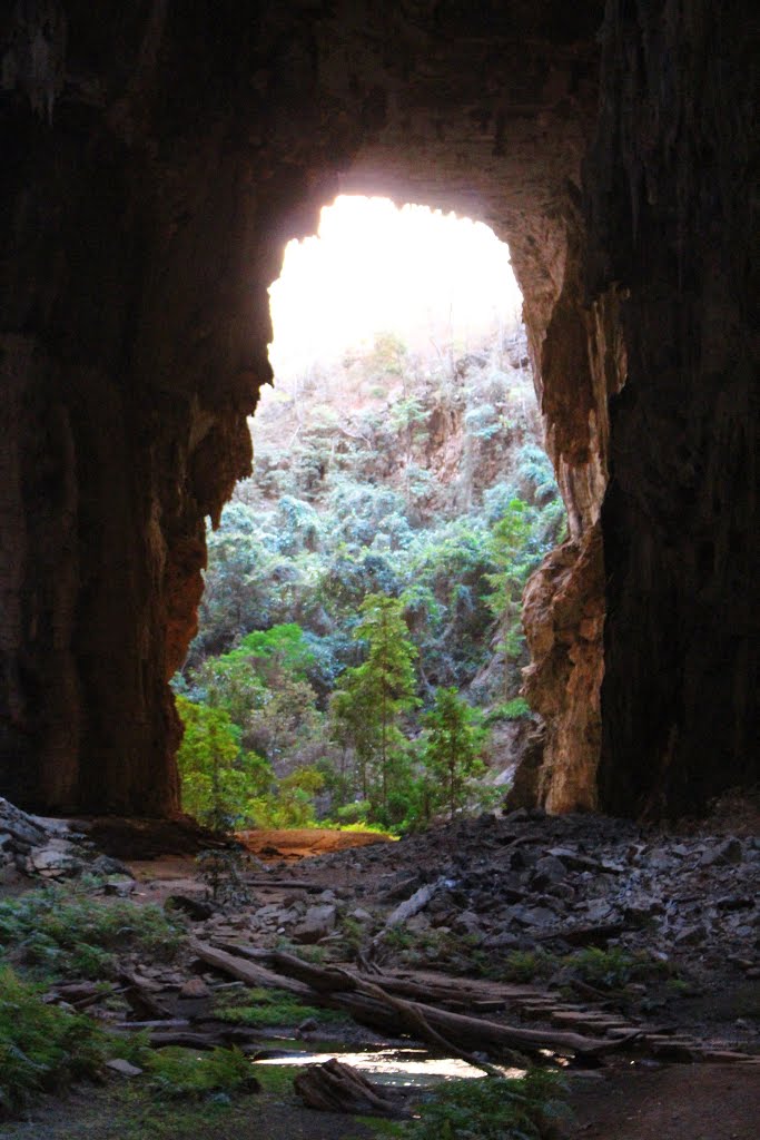 Parque Nacional Cavernas do Peruaçu by Clésio Robert Caldei…