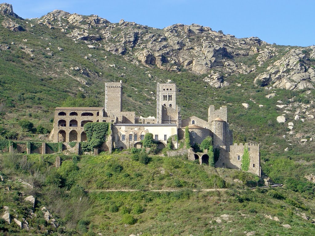 Sant Pere de Roda. Monestir de Rodes. L'Empordà. Cat. by Joan A. Parés