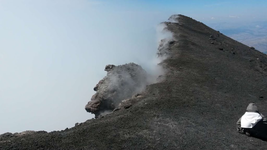 Volcano etna crater creative commons by gnuckx by gnuckx