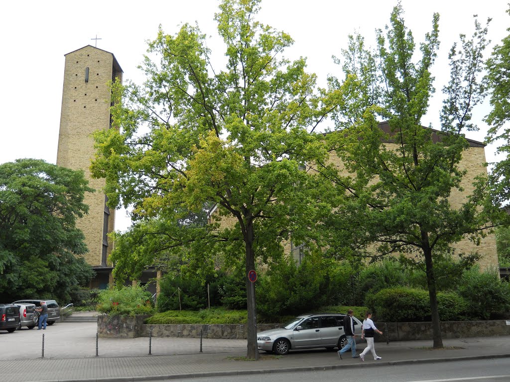 St. Johannes-Kirche, Schulstraße, Kiel, Deutschland by jocane