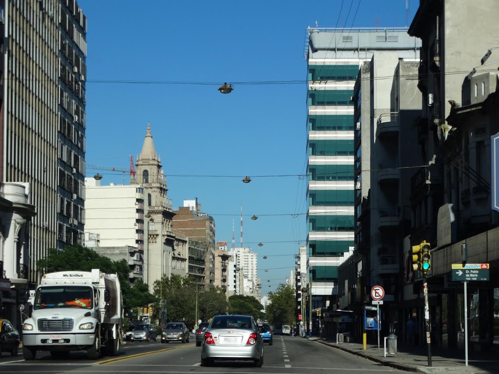 Paseando por Montevideo 11 by ivelbero