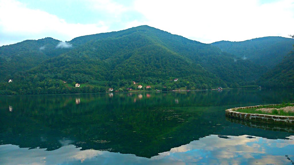 Plivsko jezero by Adel Zuka