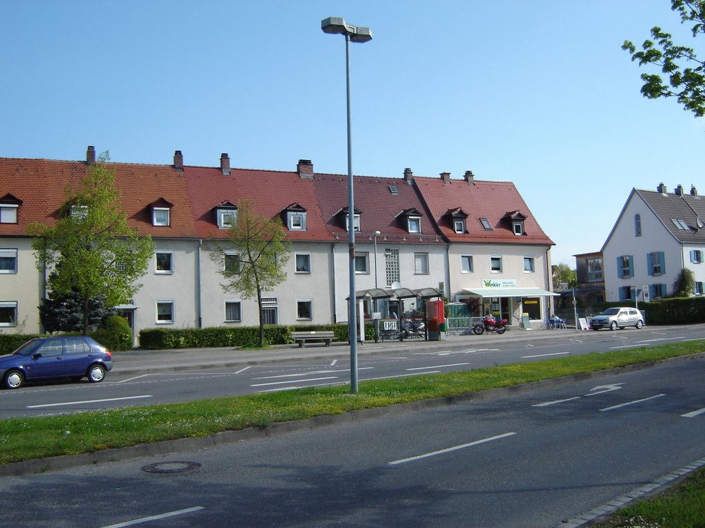 Pödeldorfer Straße by Luitbald