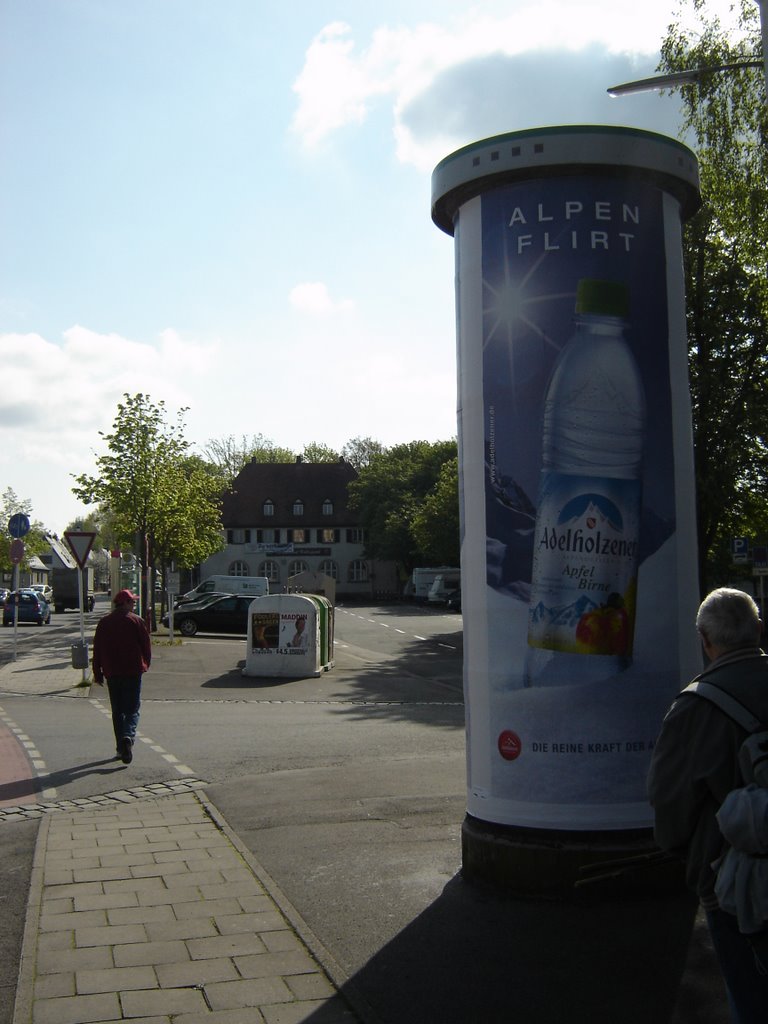 Pödeldorfer Straße by Luitbald