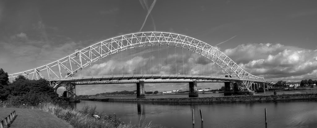 RUNCORN BRIDGE (SILVER JUBILEE BRIDGE), RUNCORN, CHESHIRE, ENGLAND. by CHRIS NEWMAN