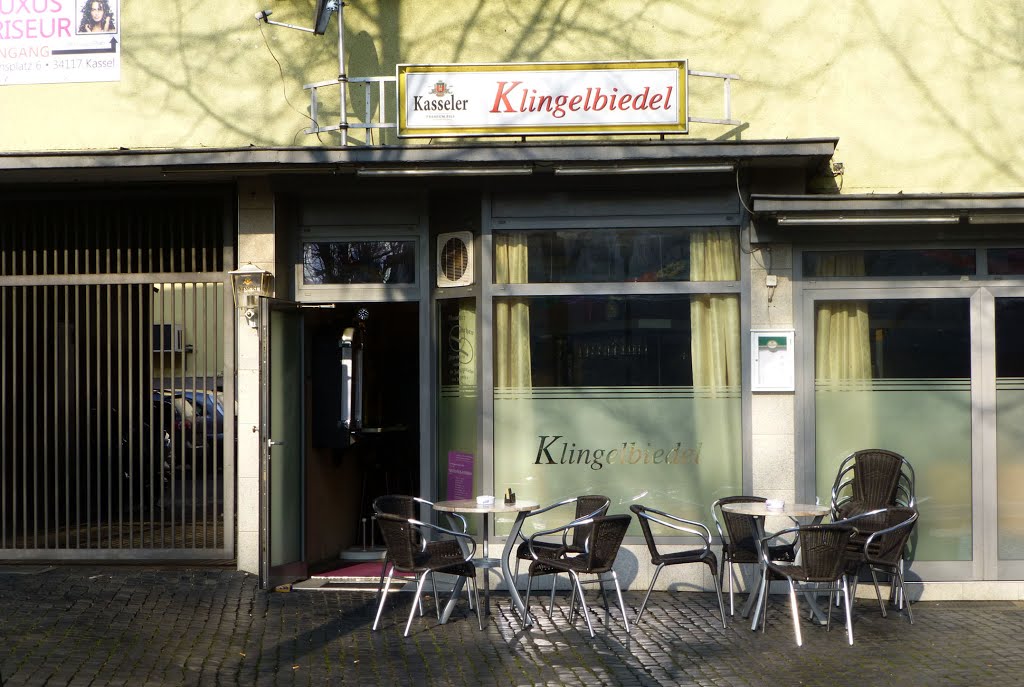 Morgenimpression in Kassel 5: Hier kann man frühstücken! (29.03.2014) by Terra Exploranda