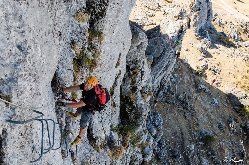 Vía Ferrata Cueva Horá-Loja by ALSAMUZ