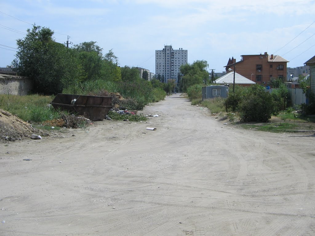 Dzerzhinskiy rayon, Volgograd, Volgogradskaya oblast', Russia by Victor Belousov